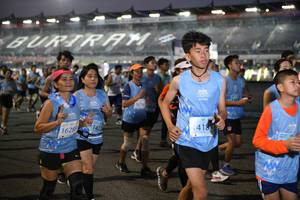 BIB: 418, 1423, 16289
                            <button type="button" onclick="openModal(10818608)" class="btn btn-primary btn-sm float-right btn-popup" data-toggle="modal" data-target=".modal-high-quality">
                        <i class="fas fa-shopping-cart"></i> Add to Cart
                    </button>
                                            <button type="button" onclick="isThisMe(10818608, true)" class="btn btn-success btn-sm float-right btn-popup btn-isme hidden" data-toggle="tooltip" data-placement="bottom" title="นี่คือรูปของคุณใช่ไหม คลิกที่นี่เพื่อเอาเข้าอัลบั้ม">
                        <i class="fas fa-plus"></i> Add to album
                    </button>
                    <button type="button" onclick="isThisMe(10818608, false)" class="btn btn-warning btn-sm float-right btn-popup btn-isnotme hidden">
                        <i class="fas fa-ban"></i> Remove from album
                    </button>